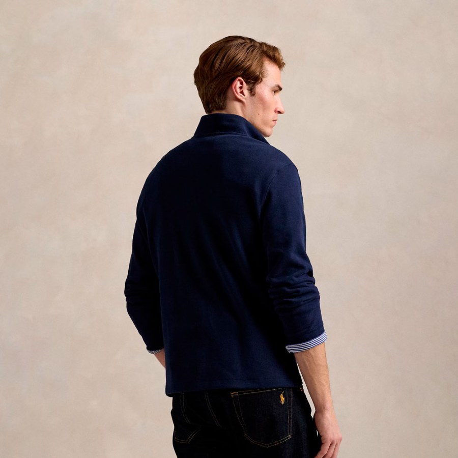 pull-avec-fermeture-eclair-au-cou pull-avec-fermeture-eclair-au-cou