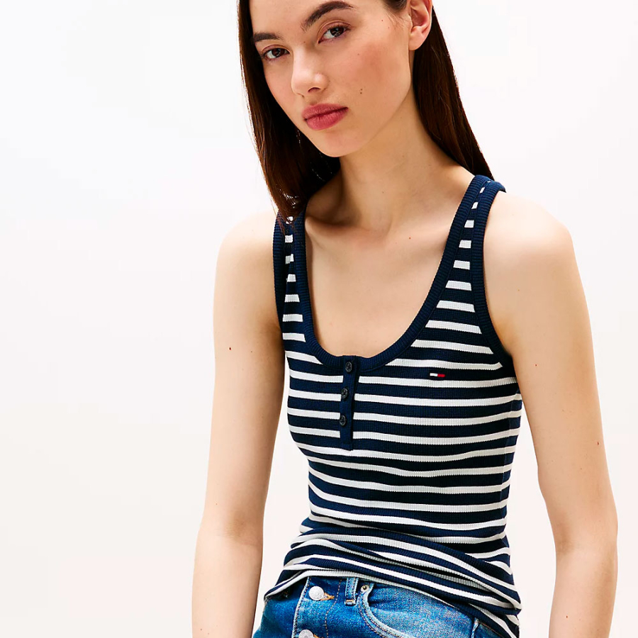 t-shirt-slim-sans-manches-a-col-henley t-shirt-slim-sans-manches-a-col-henley