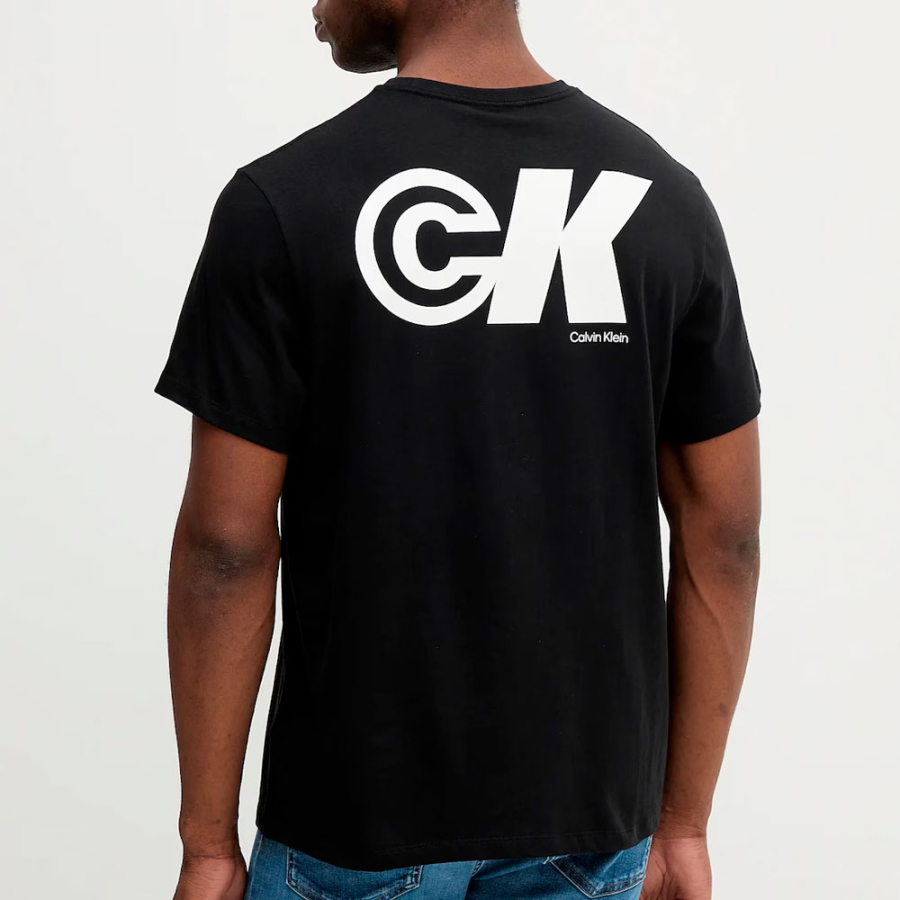 t-shirt-sportif-a-logo-graphique-monogramme t-shirt-sportif-a-logo-graphique-monogramme