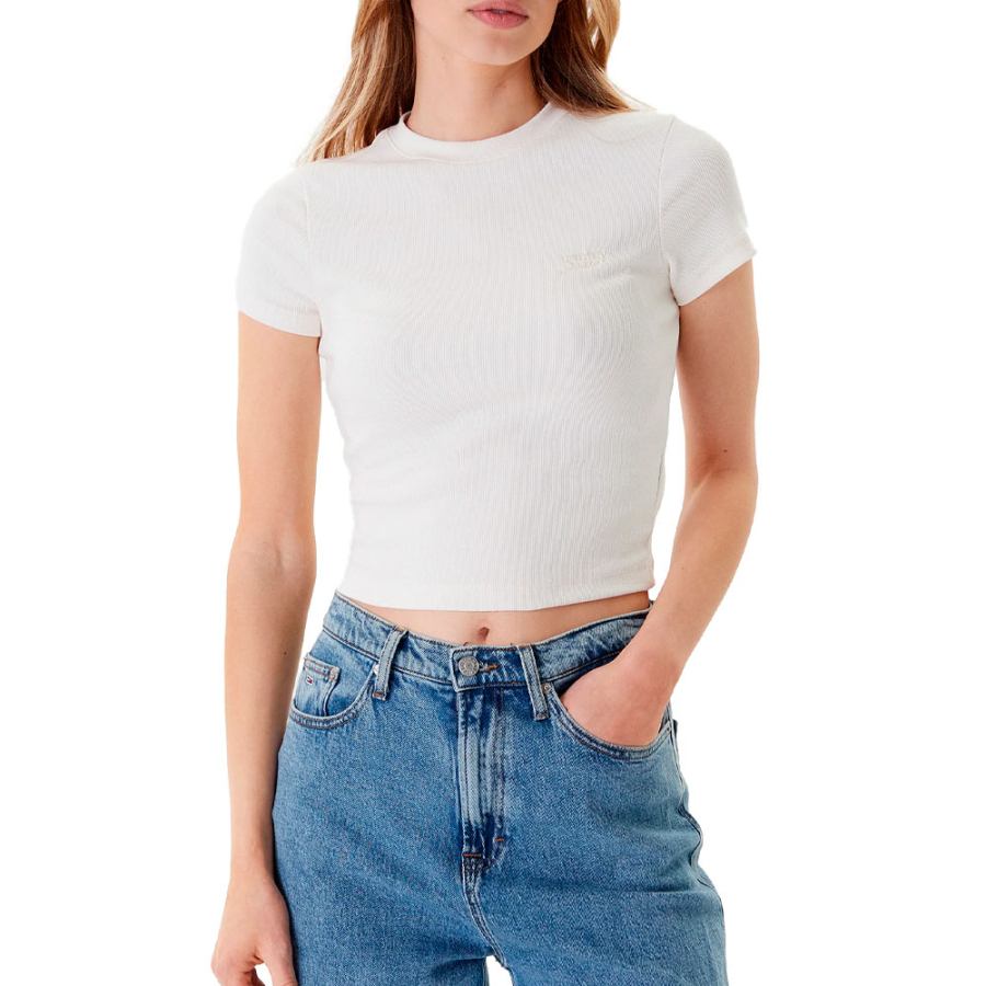 schlankes-t-shirt-mit-schriftzug
