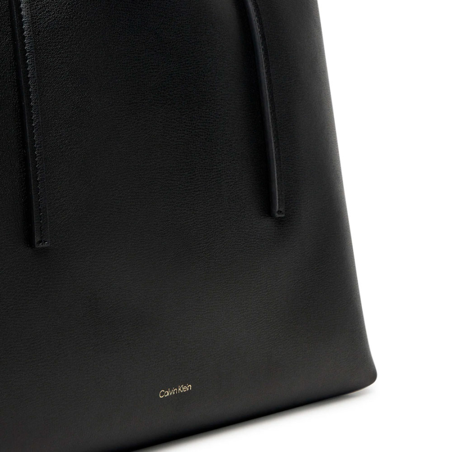 borsa-tote-con-logo-in-lamina borsa-tote-con-logo-in-lamina