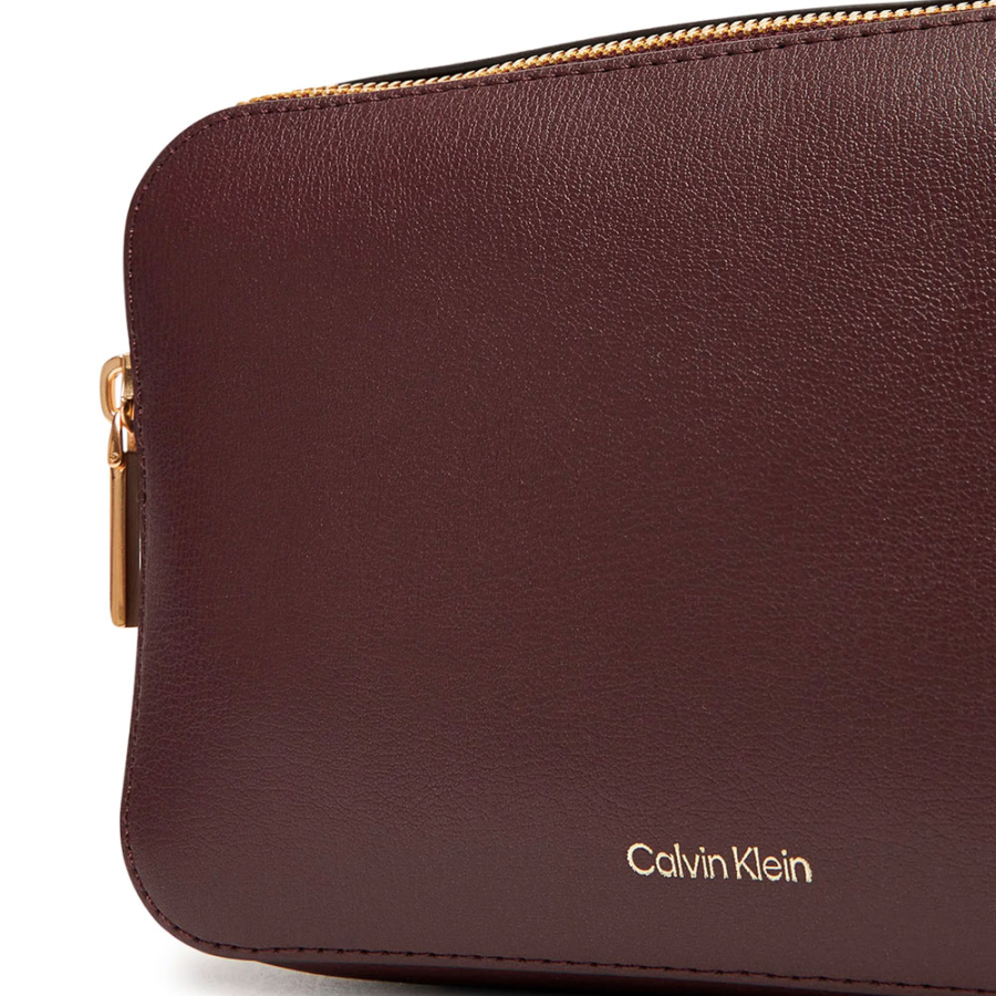 bandolera-foil-logo-elongated-camera-bag bandolera-foil-logo-elongated-camera-bag
