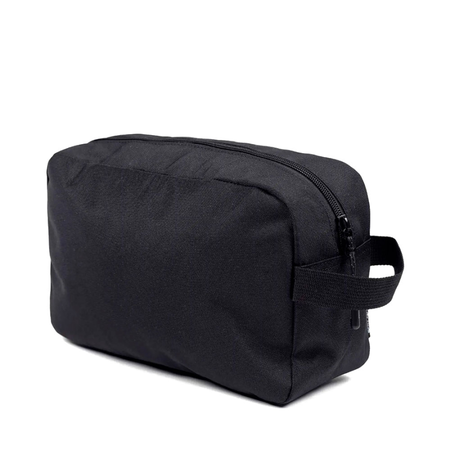 trousse-de-toilette-pour-sports-d-equipe