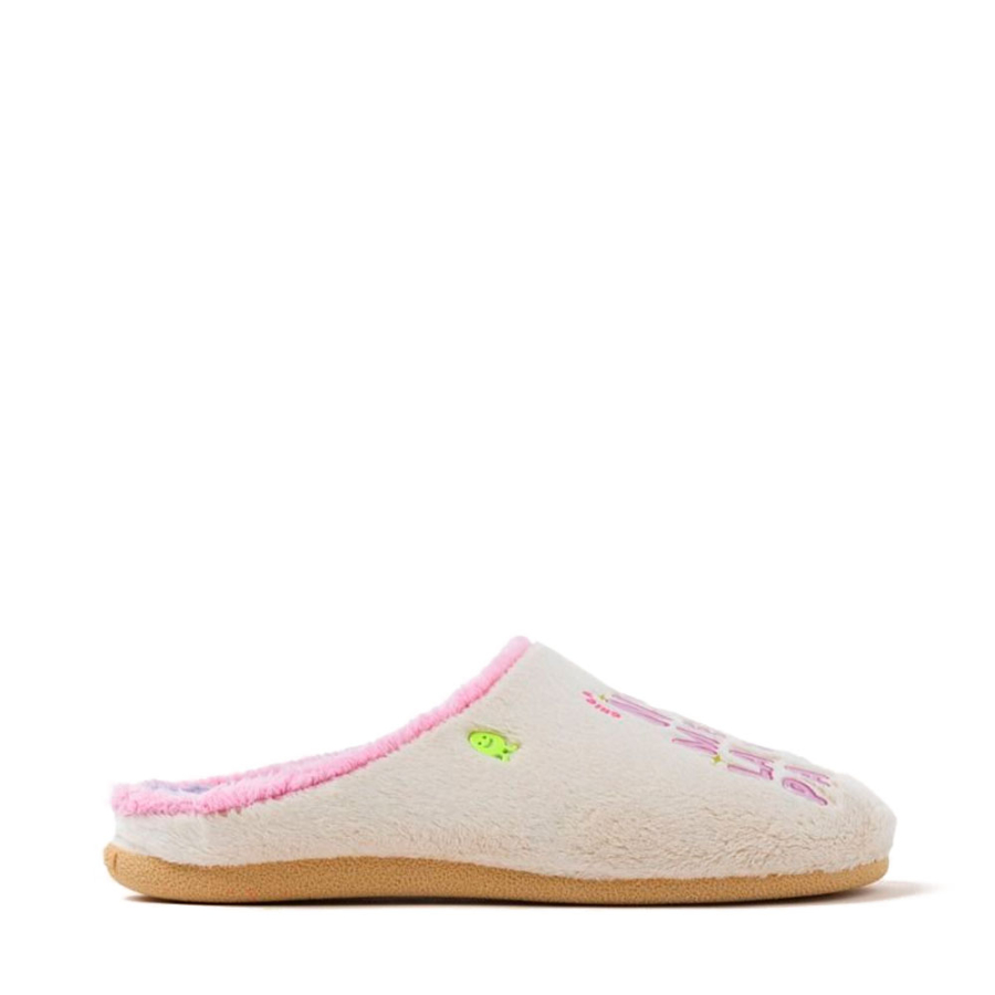 scanlon-hairy-slippers-with-drawing-and-phrase