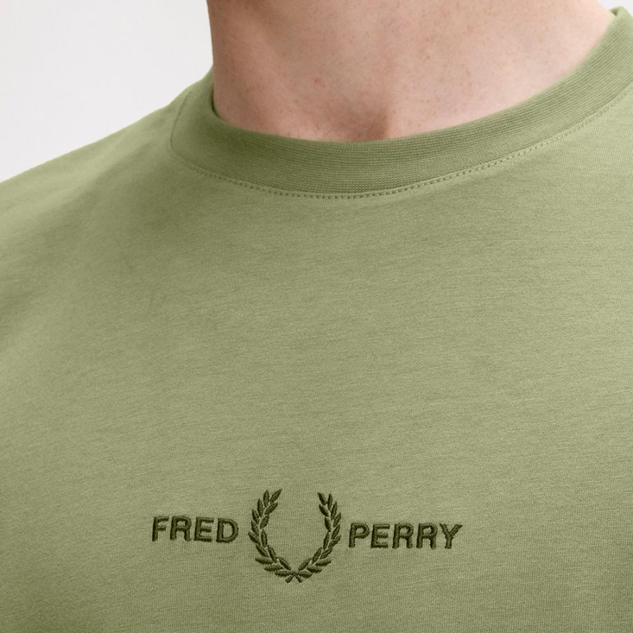 embroidered-t-shirt embroidered-t-shirt