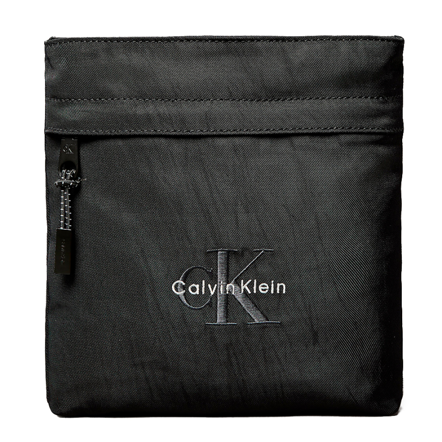 bolsa-de-nylon-plana-com-logotipo-de-monograma