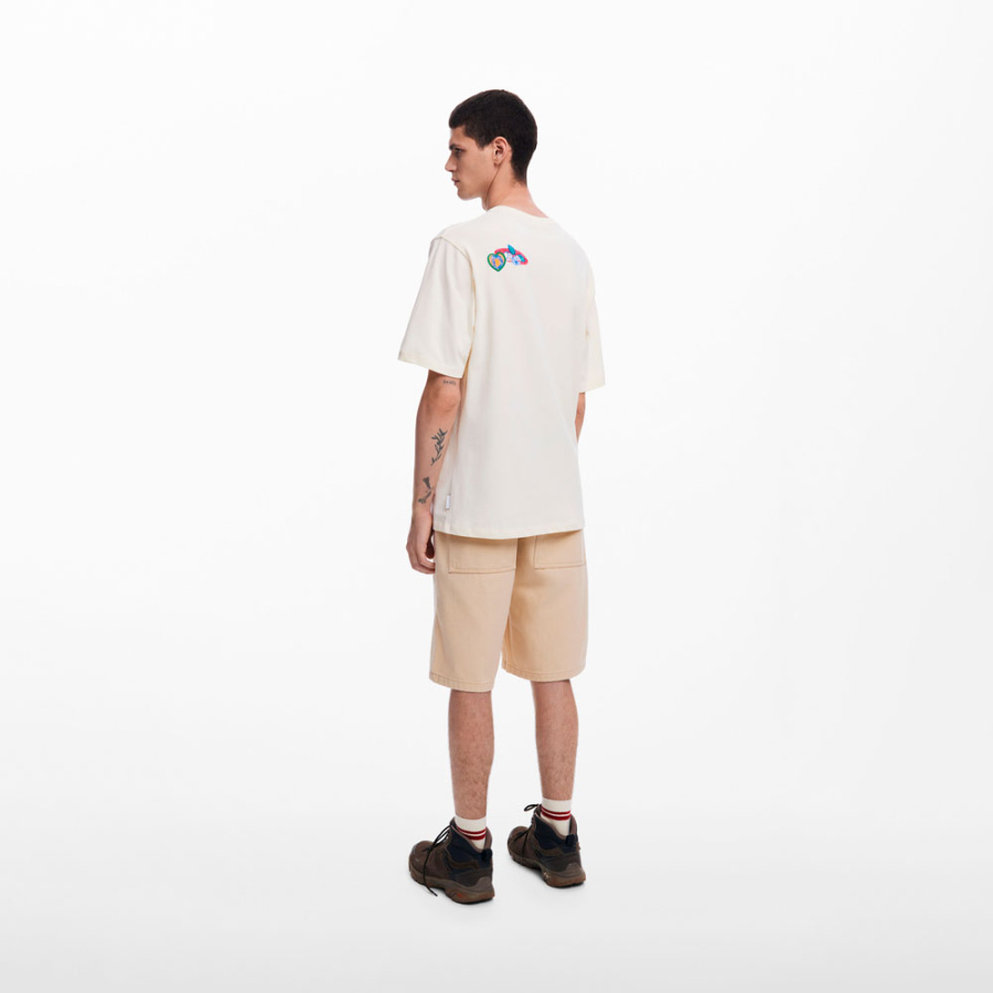 maglietta-ricamata-a-maniche-corte maglietta-ricamata-a-maniche-corte