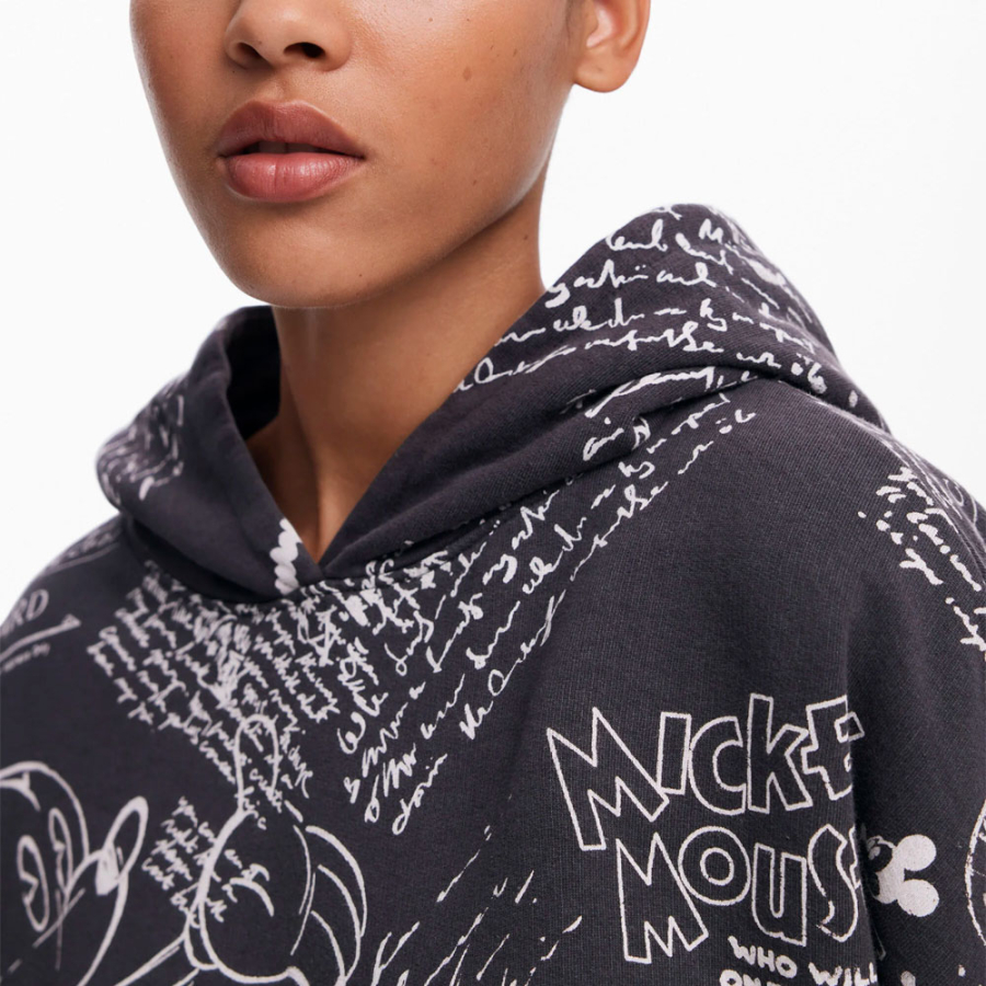 sweatshirt-mit-mickey-schriftzug sweatshirt-mit-mickey-schriftzug