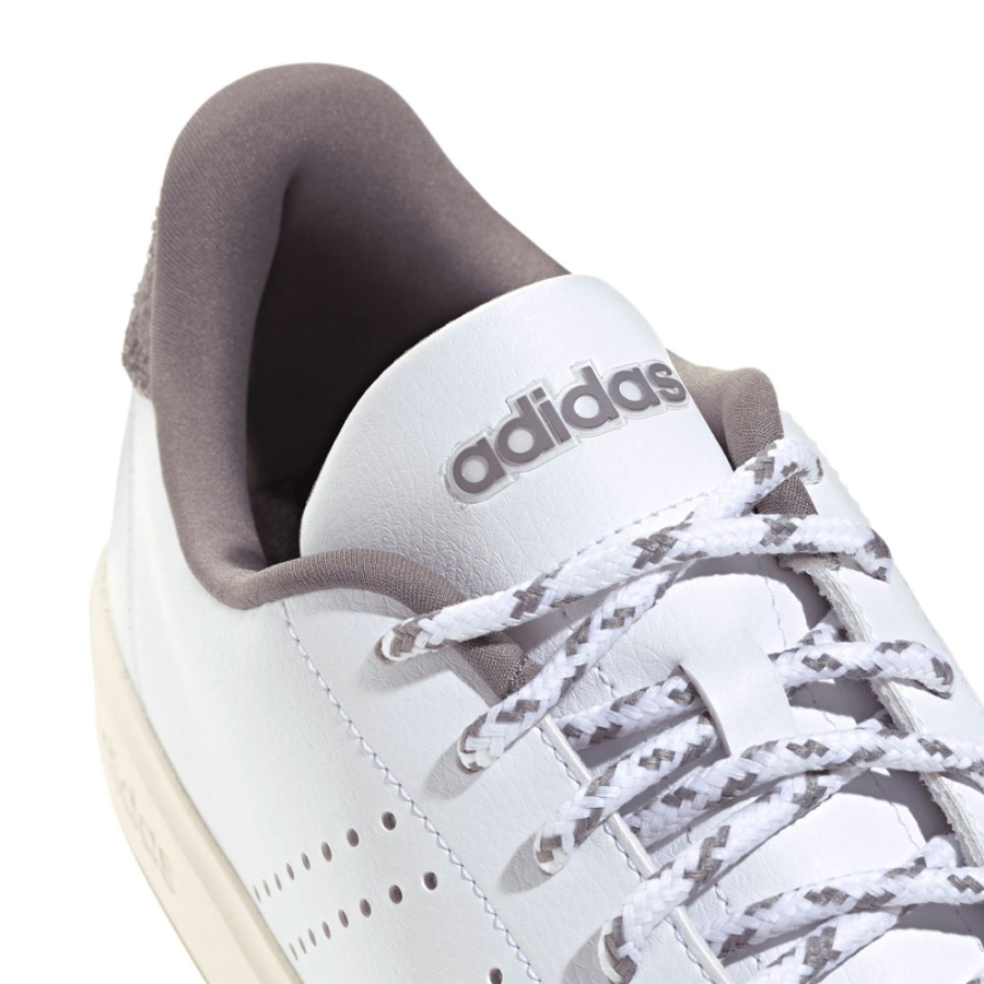 advantage-20-sneakers