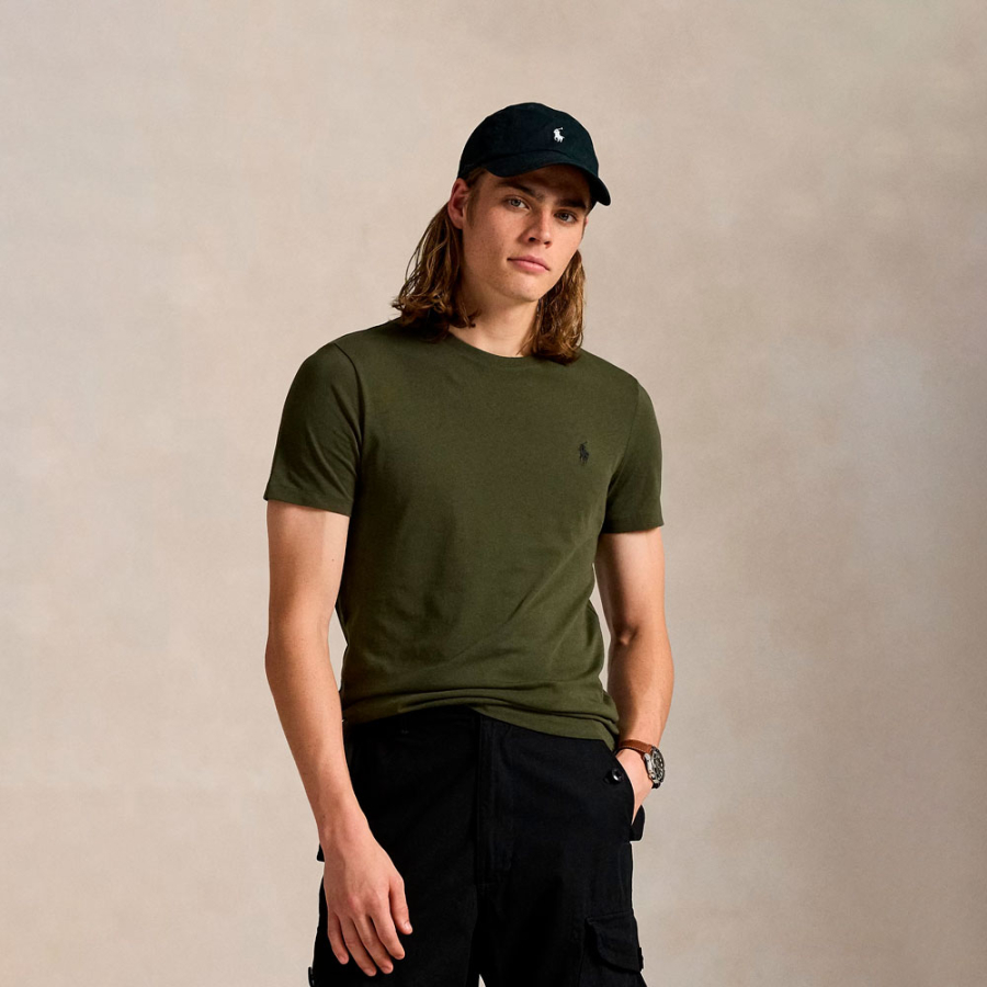 t-shirt-en-tricot-ajuste-personnalise