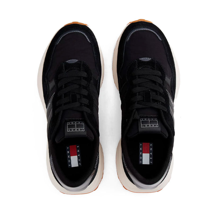 zapatillas-de-ante-con-mezcla-de-texturas