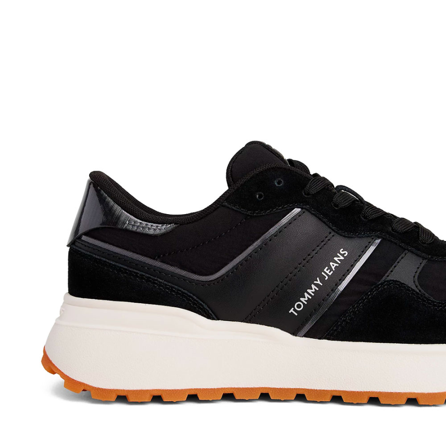 zapatillas-de-ante-con-mezcla-de-texturas