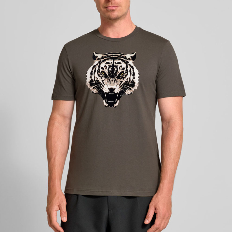 camiseta-regular-fit-com-estampa-de-tigre