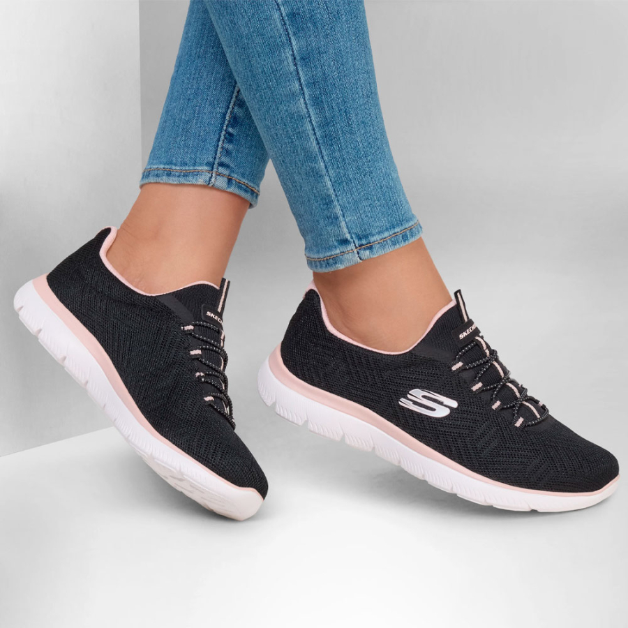 summits-sneakers-artistry-chic