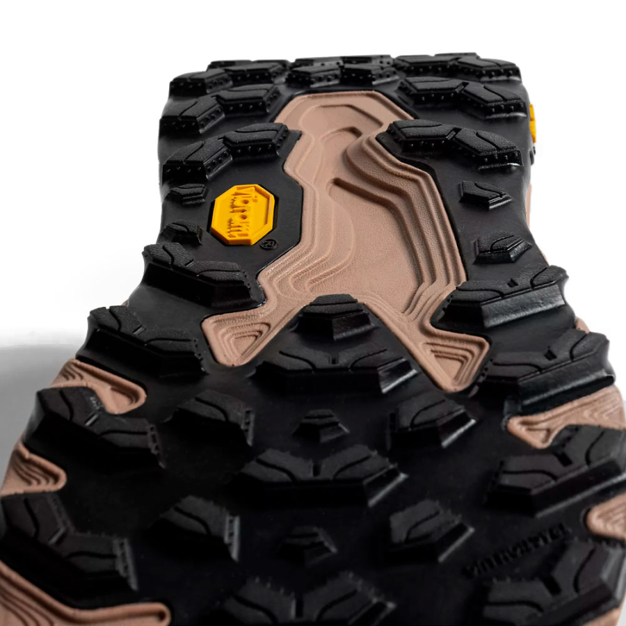 fresh-foam-x-hierro-v9-sneakers