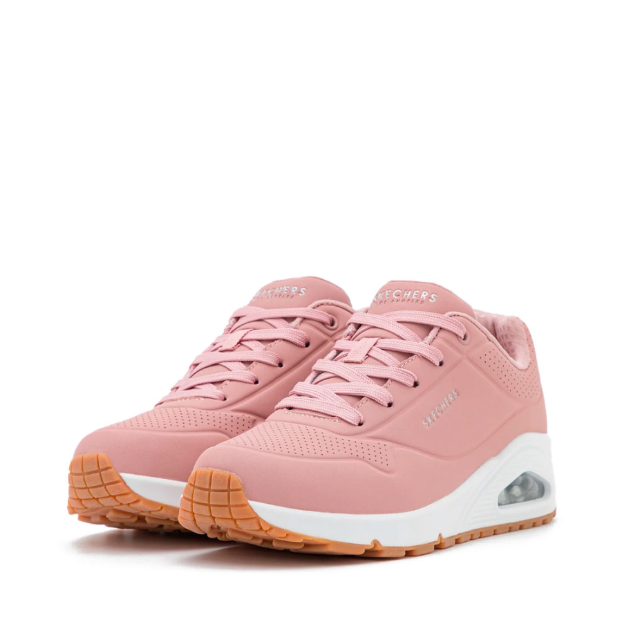 uno-tenis-stand-on-air