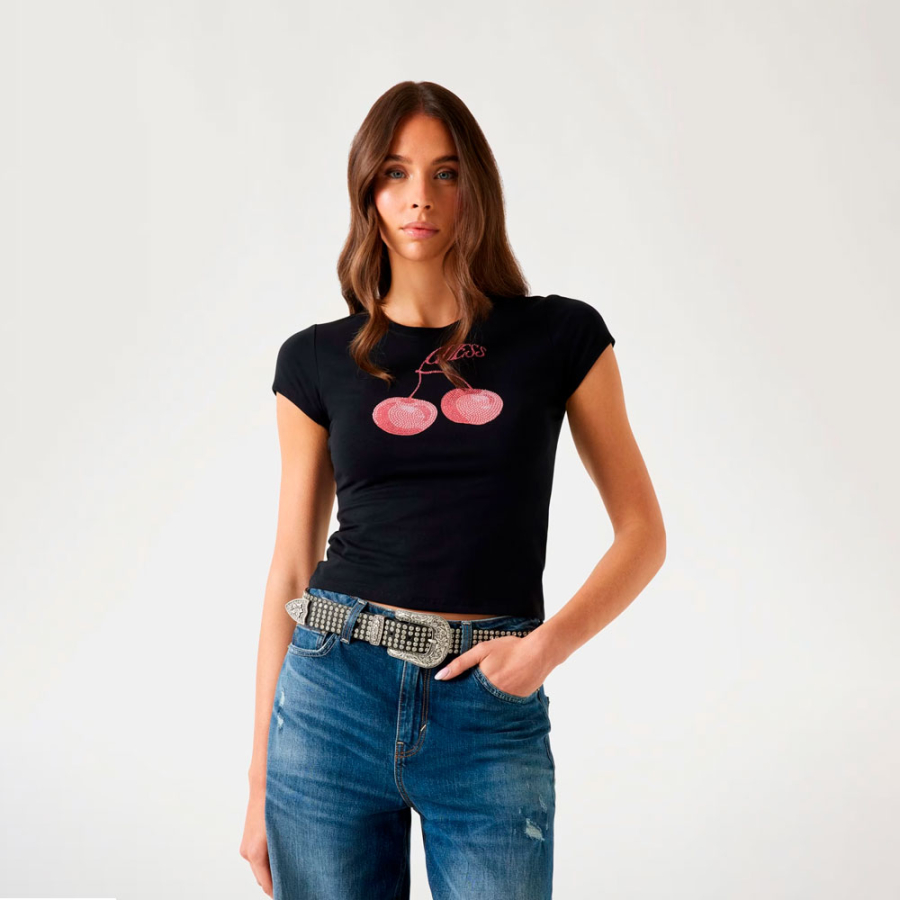 camiseta-con-estampado-frontal-del-logotipo