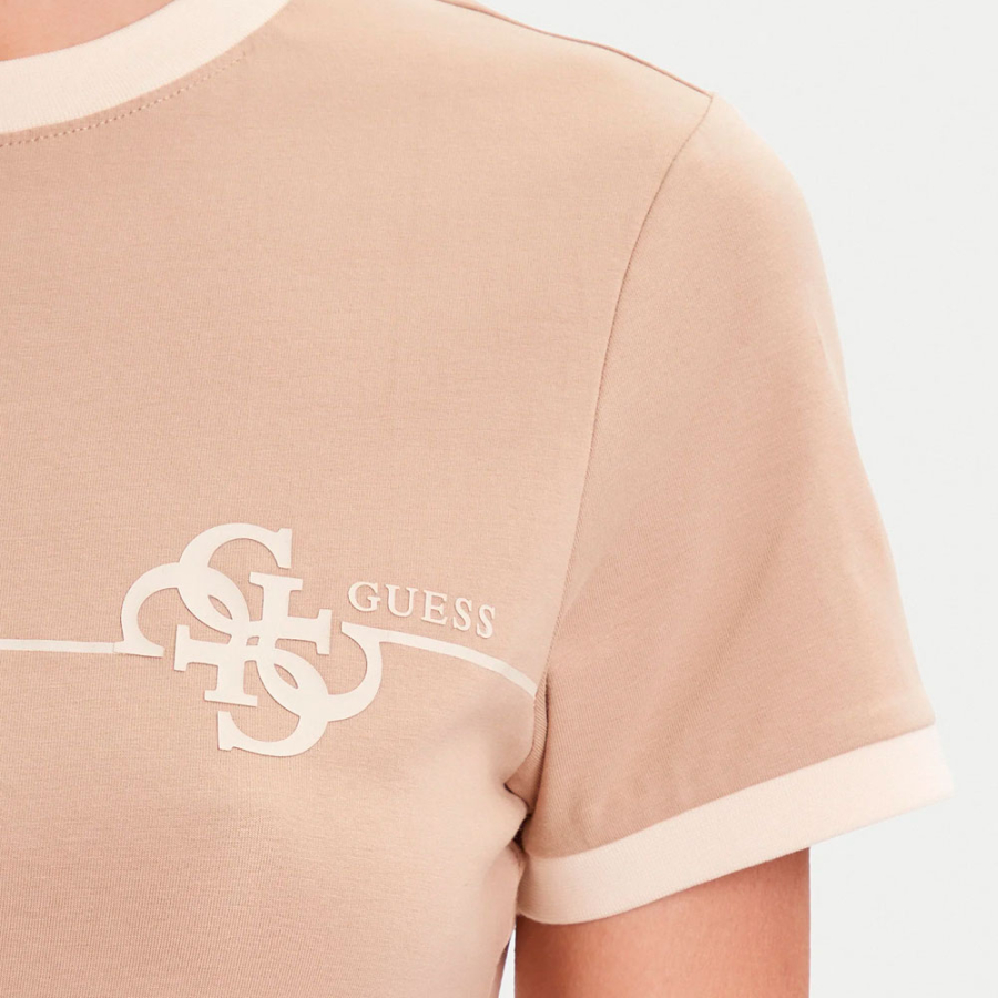 camiseta-con-logotipo-corte-slim