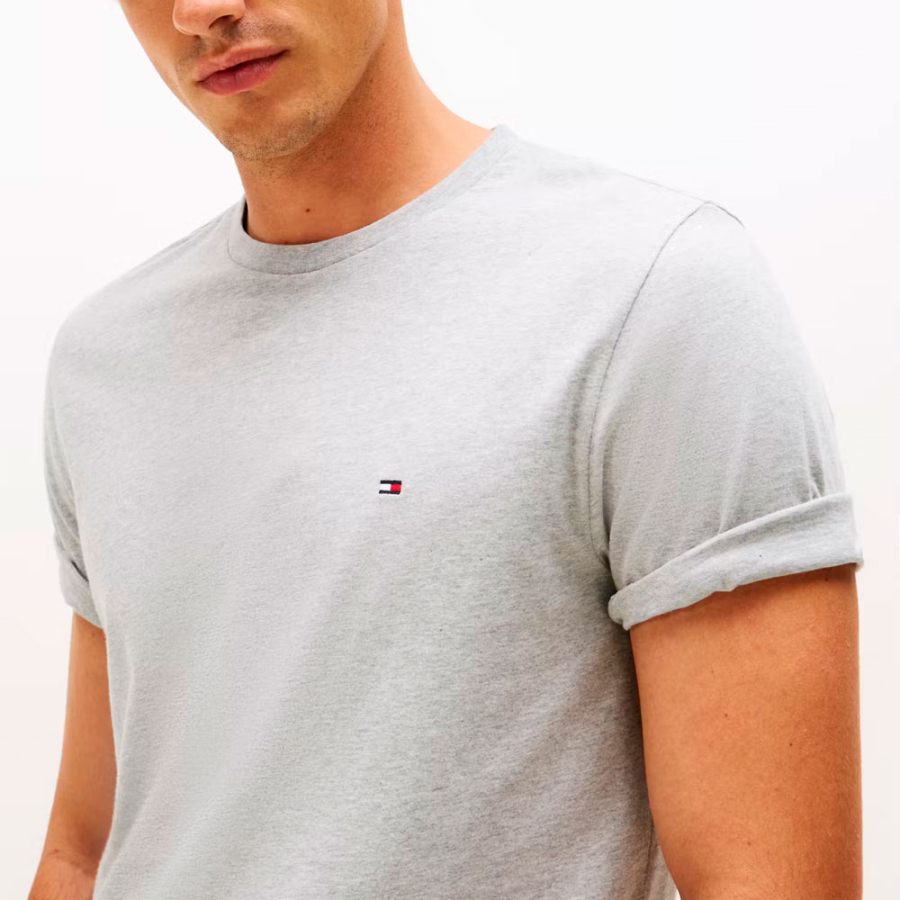t-shirt-girocollo-con-logo-ricamato