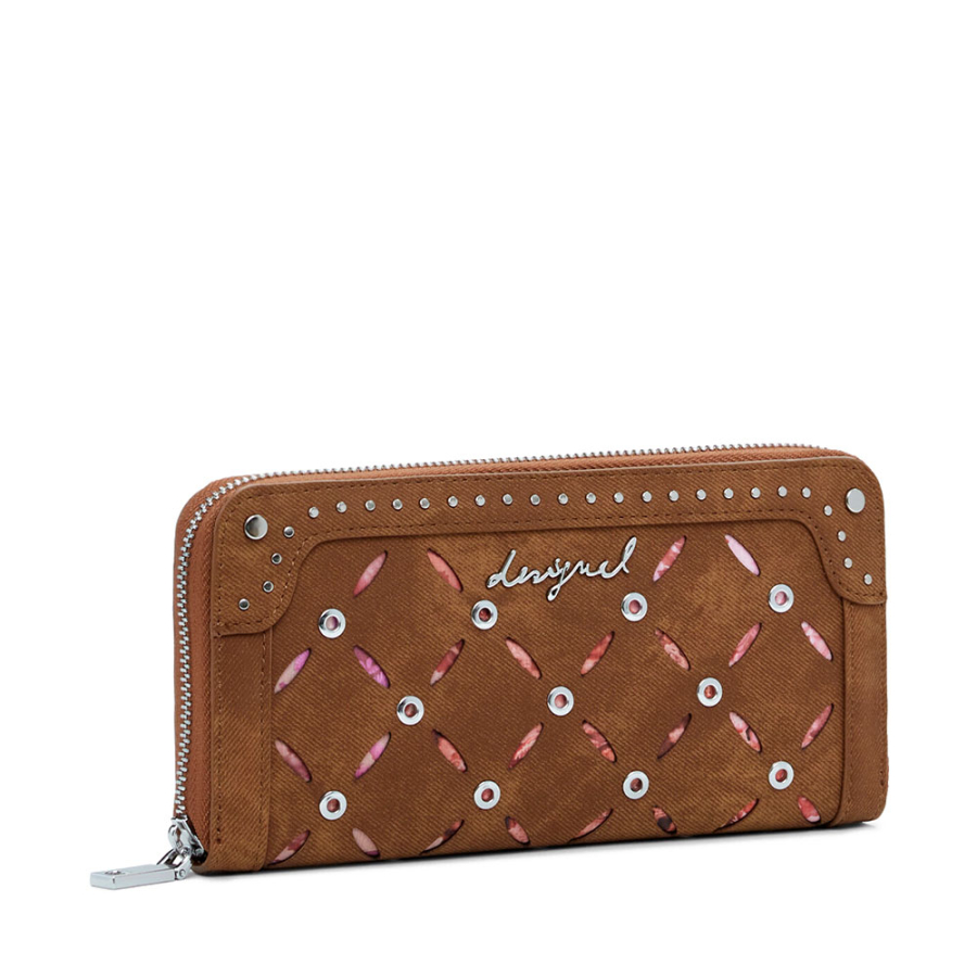 grande-borsa-fustellata-con-borchie