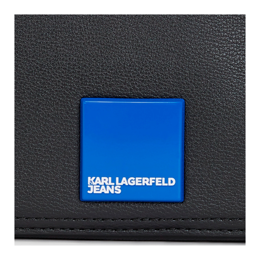 camera-logo-bag camera-logo-bag