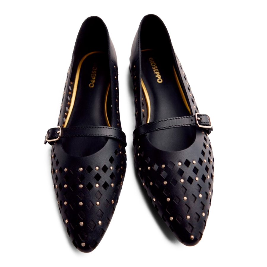 ballerine-in-pelle-con-borchie-nessen ballerine-in-pelle-con-borchie-nessen