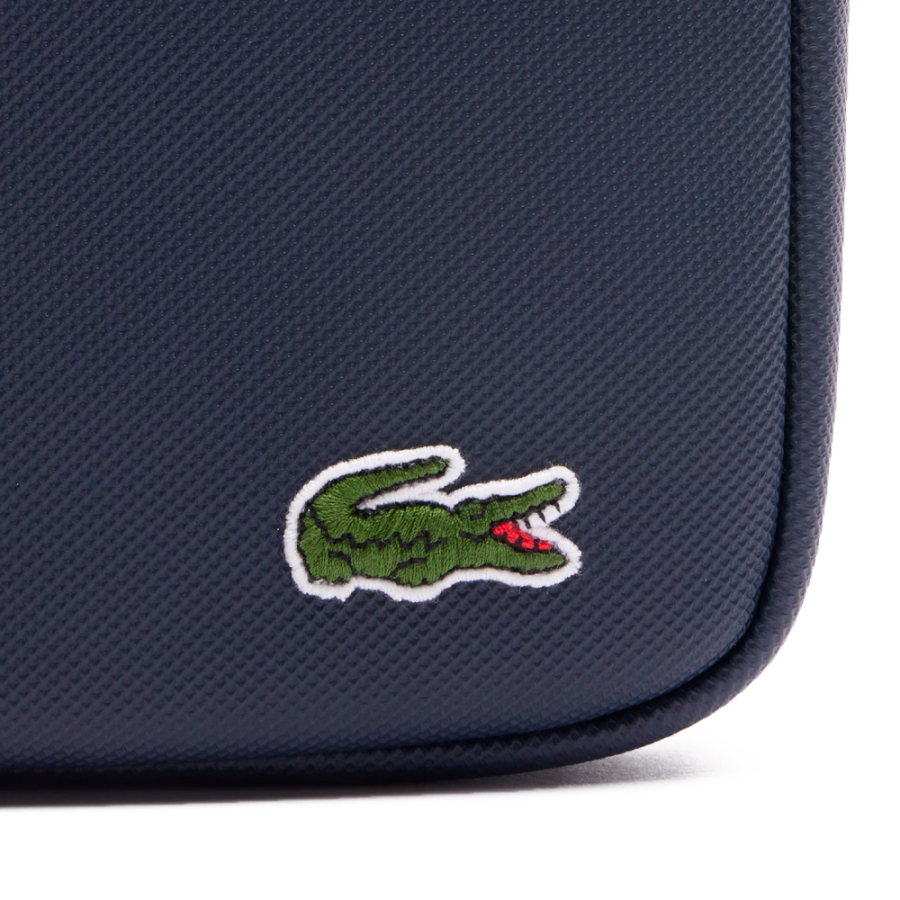 lcst-mittelgrosse-kuriertasche-aus-pique lcst-mittelgrosse-kuriertasche-aus-pique