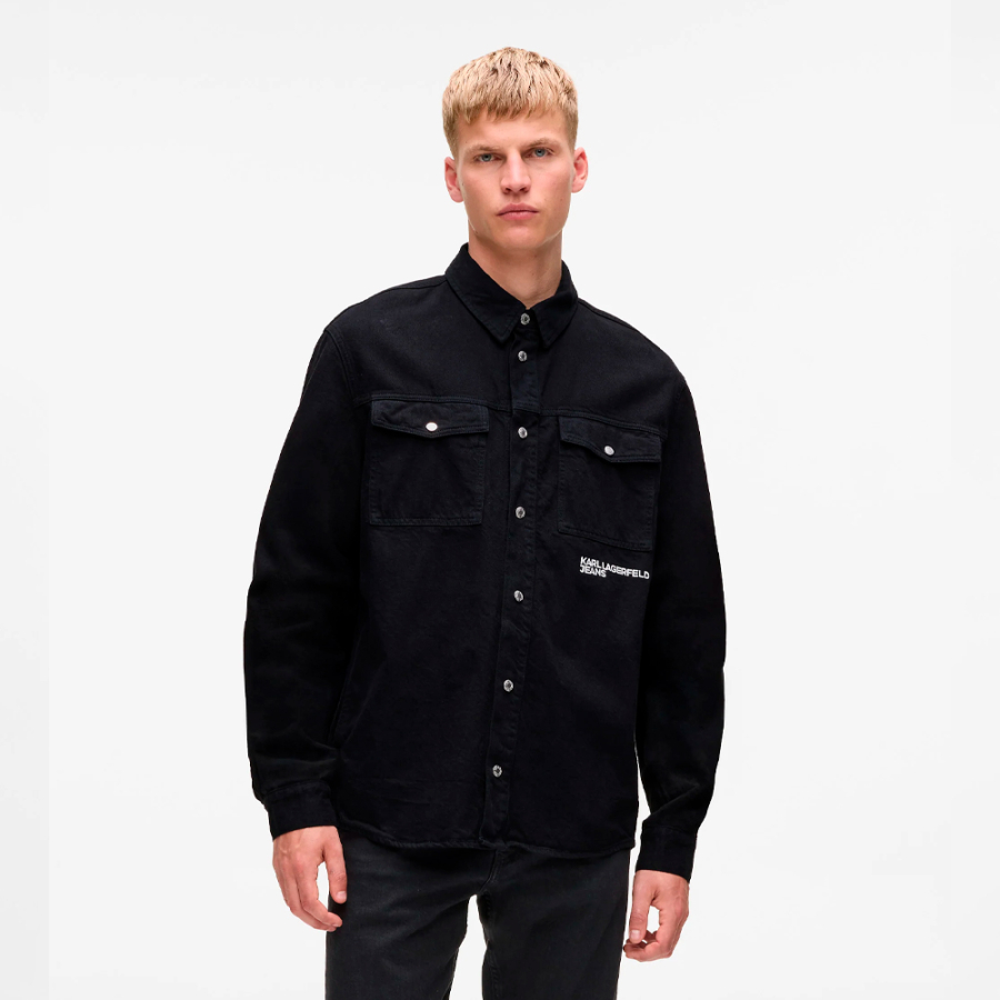 sobrecamisa-con-cita-de-karl