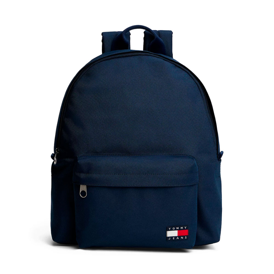 mochila-essential-logo mochila-essential-logo