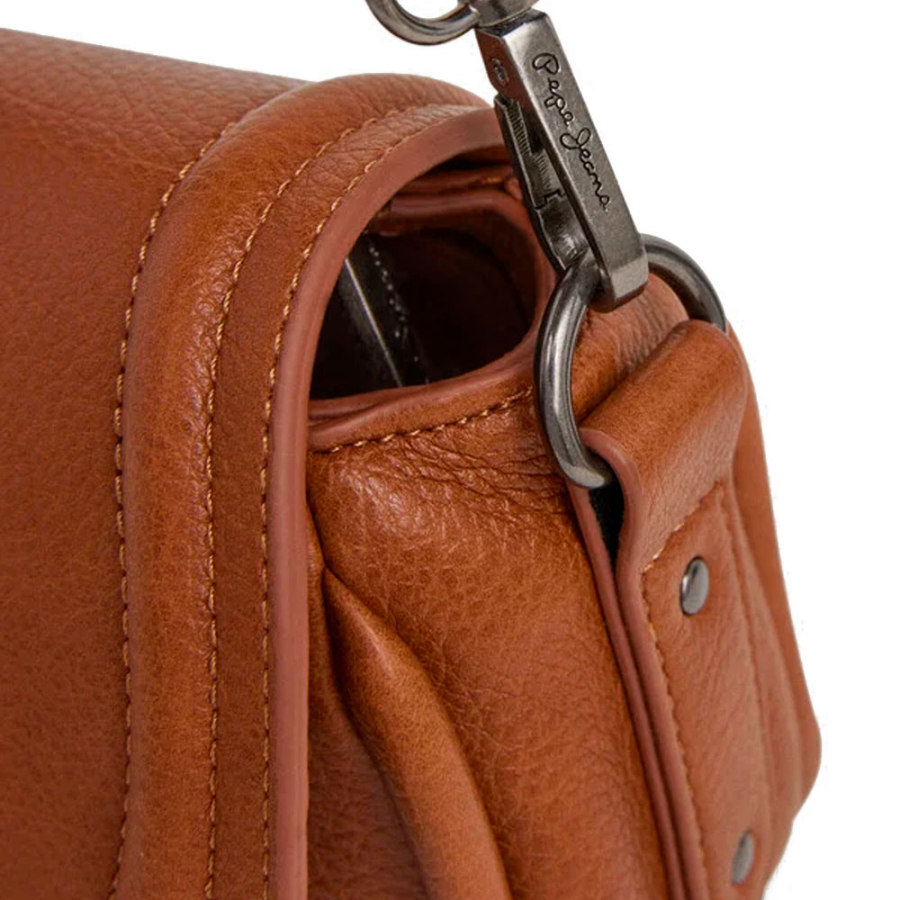 bolso-efecto-piel-con-solapa