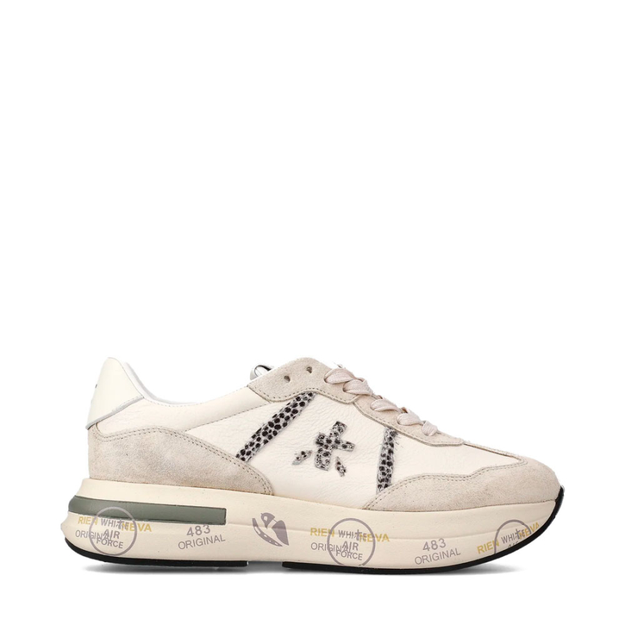 cassie-sneakers cassie-sneakers