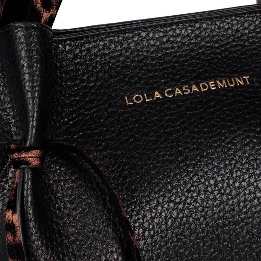 shopper-tasche-mit-details-in-animalprint-lederoptik shopper-tasche-mit-details-in-animalprint-lederoptik