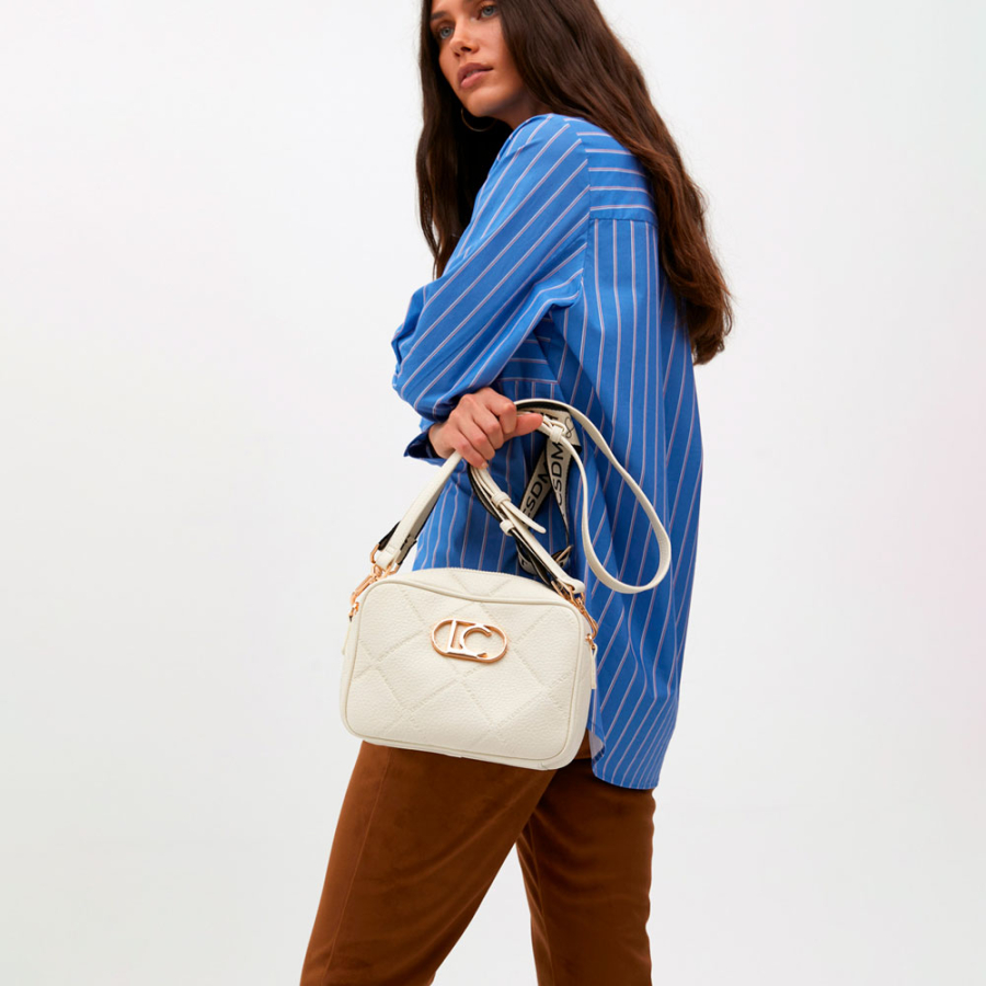 diamond-monogram-shoulder-bag