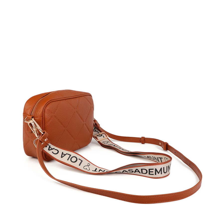 schultertasche-mit-diamant-monogramm schultertasche-mit-diamant-monogramm