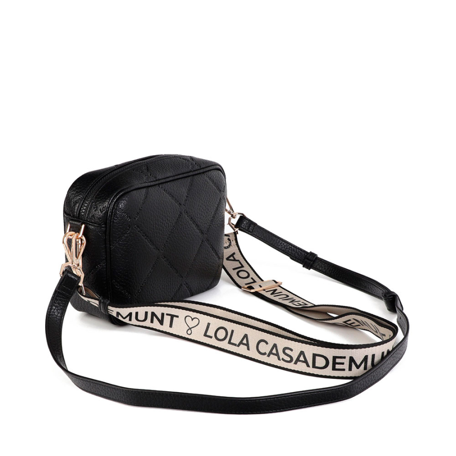 schultertasche-mit-diamant-monogramm schultertasche-mit-diamant-monogramm