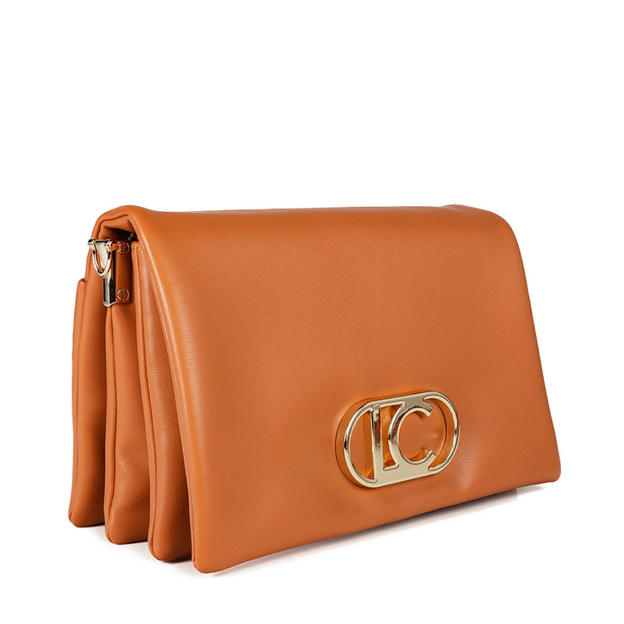 dreiteilige-umhangetasche-mit-uberschlag dreiteilige-umhangetasche-mit-uberschlag