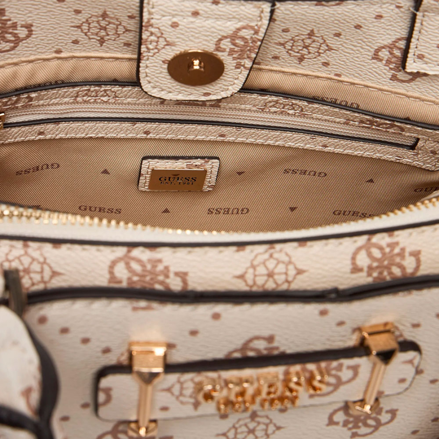 silia-girlfriend-bag