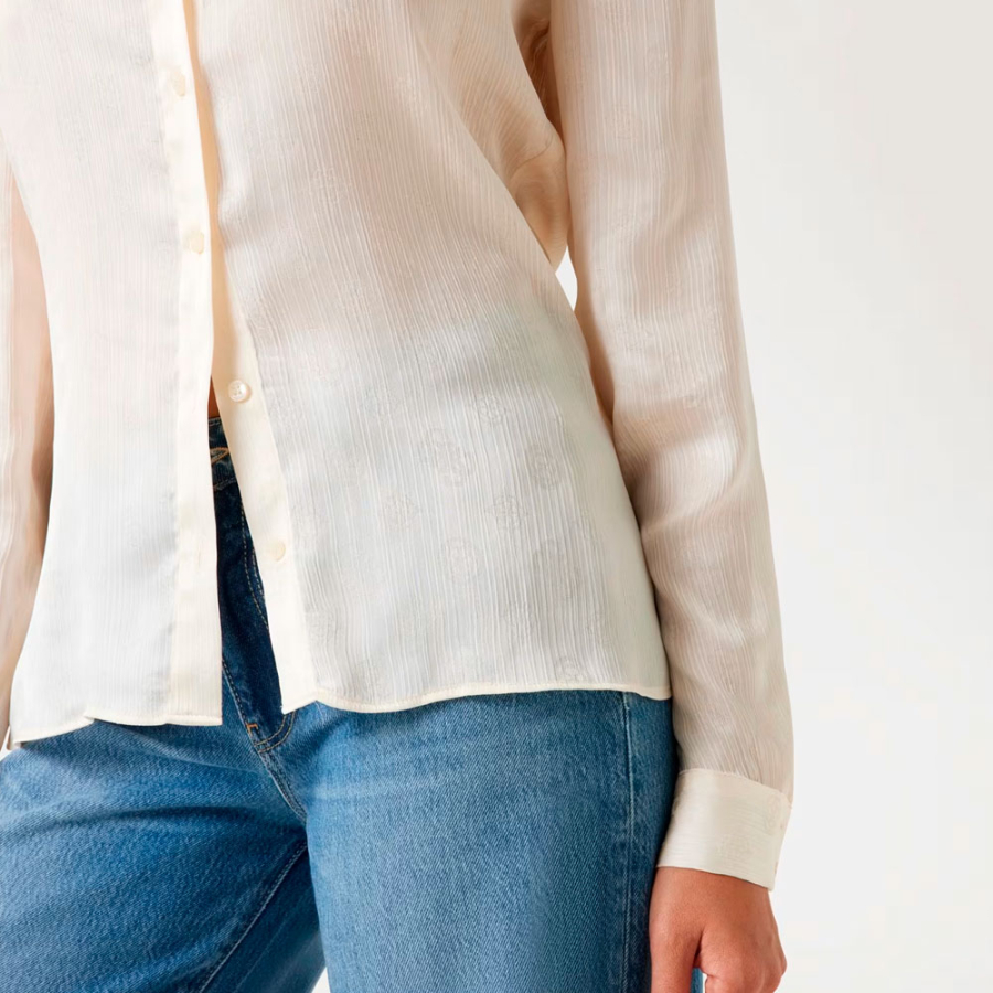 camisa-con-logotipo-peony-y-4g