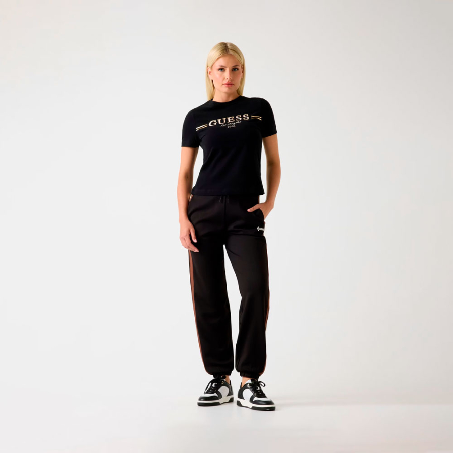 t-shirt-mit-glitzer-logo