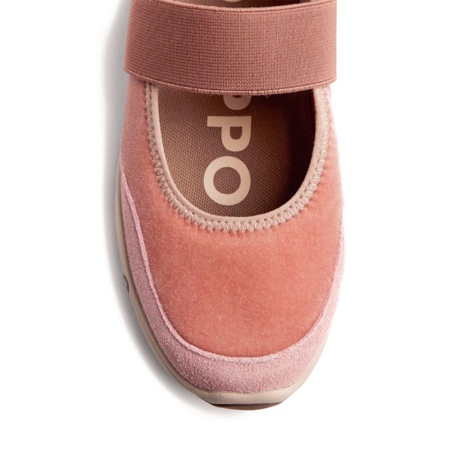 offene-hausschuhe-aus-samt-von-mecosta offene-hausschuhe-aus-samt-von-mecosta