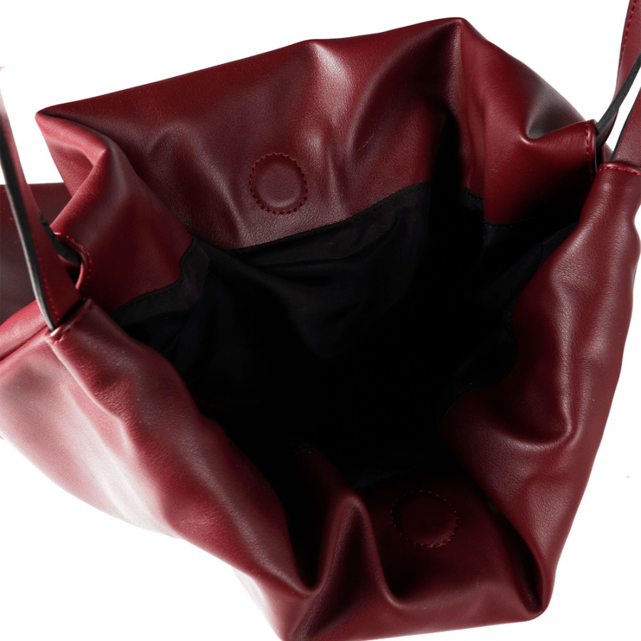 shopper-tasche-aus-kunstleder-mit-ovalem-lc-logo shopper-tasche-aus-kunstleder-mit-ovalem-lc-logo