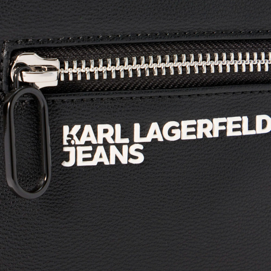 essential-grainy-crossbody-bag essential-grainy-crossbody-bag