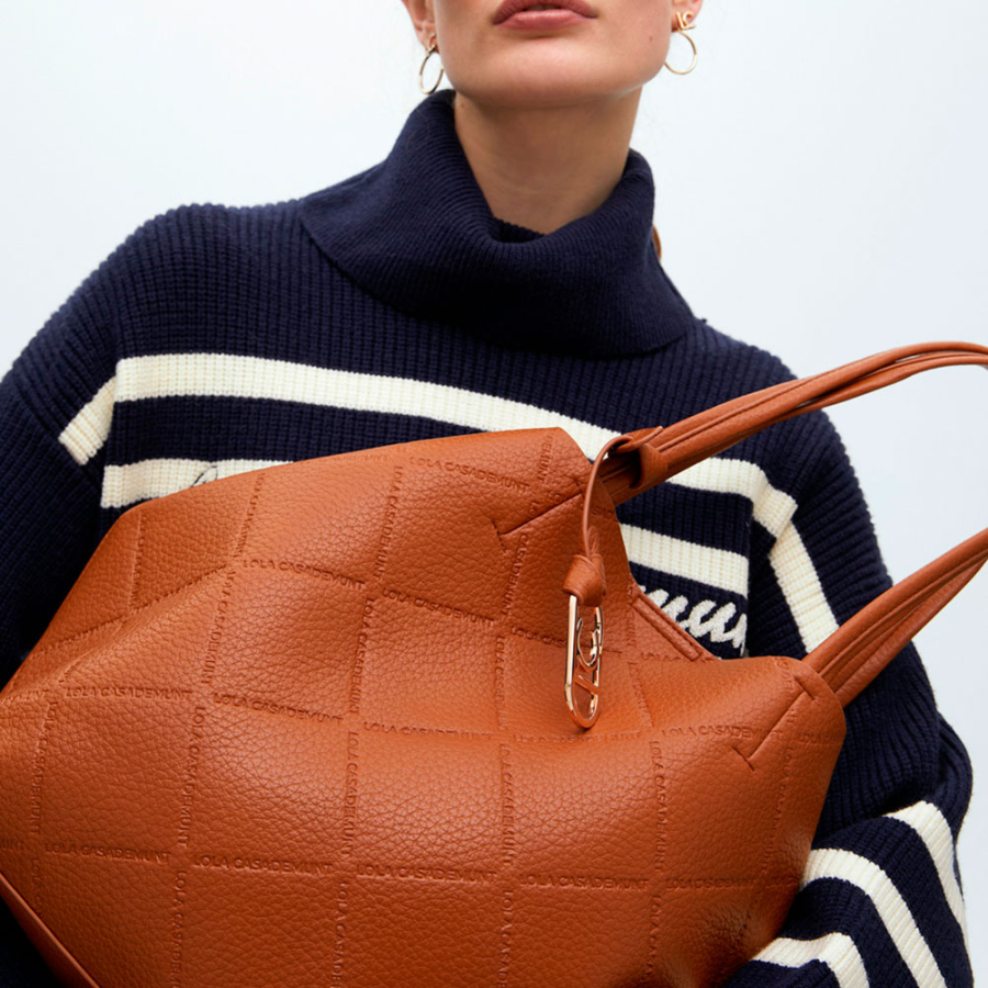 monogrammierte-shopper-tasche-mit-diamant-logo monogrammierte-shopper-tasche-mit-diamant-logo