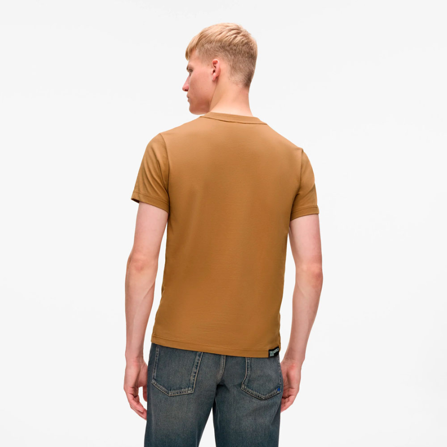 maglietta-slim-fit maglietta-slim-fit