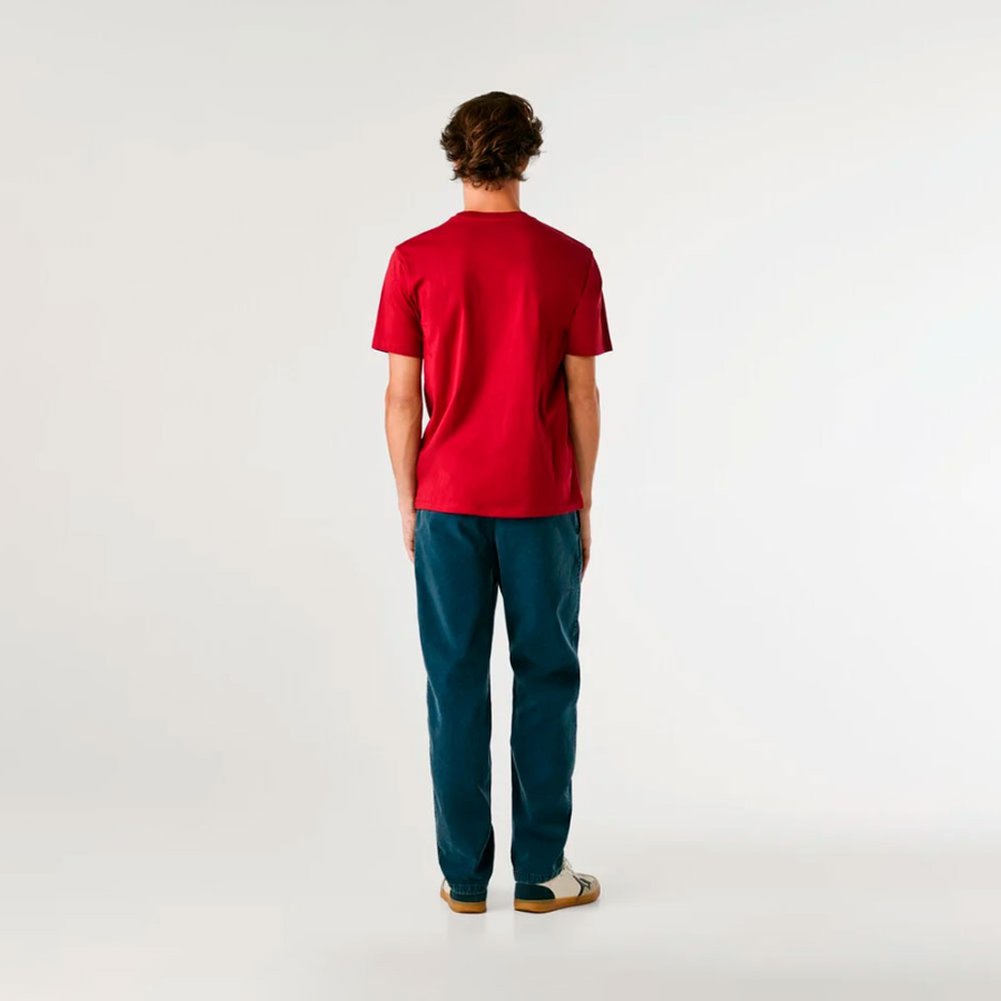 camiseta-com-estampa-de-logotipo-de-corte-regular camiseta-com-estampa-de-logotipo-de-corte-regular