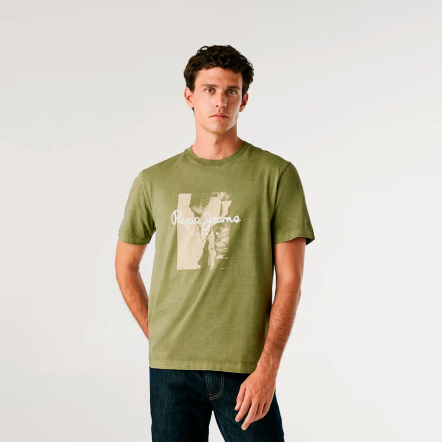 camiseta-estampada-com-logotipo-de-corte-regular camiseta-estampada-com-logotipo-de-corte-regular