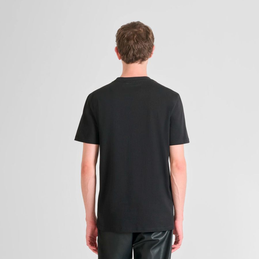 t-shirt-mit-ac-dc-aufdruck t-shirt-mit-ac-dc-aufdruck