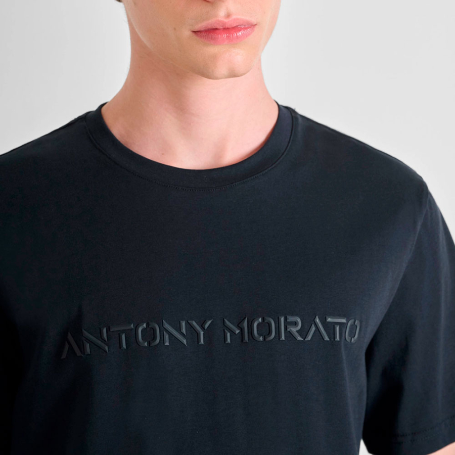 maglietta-con-stampa-a-rombi