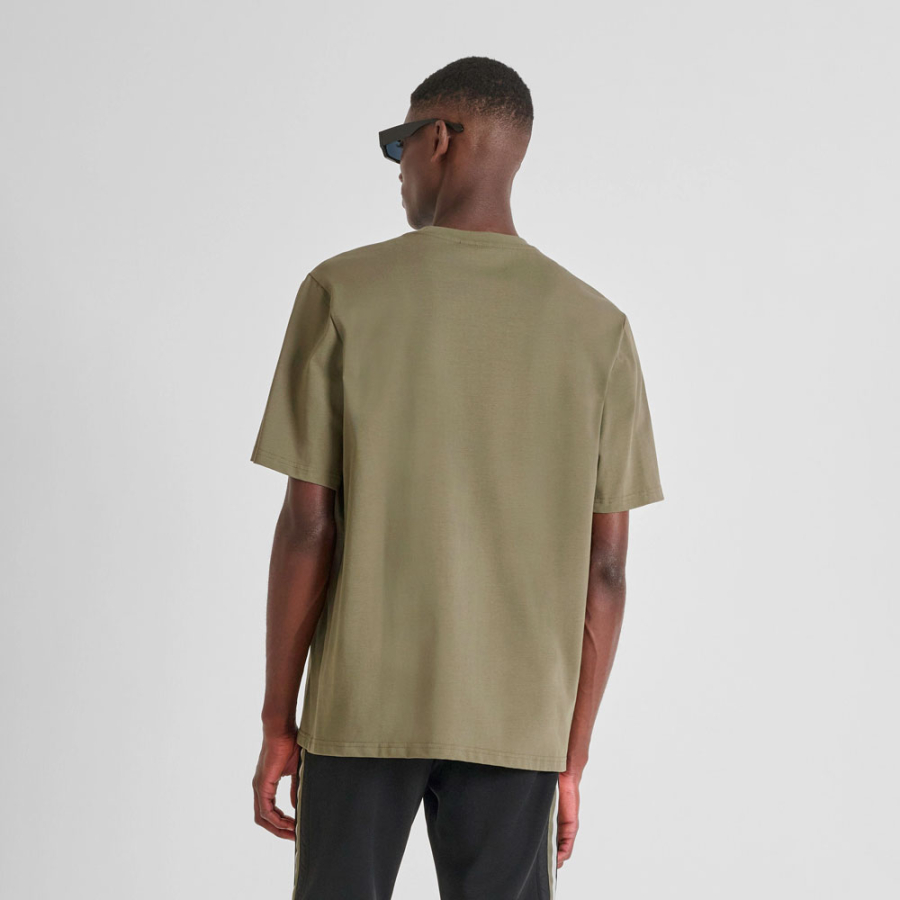 camiseta-com-logotipo