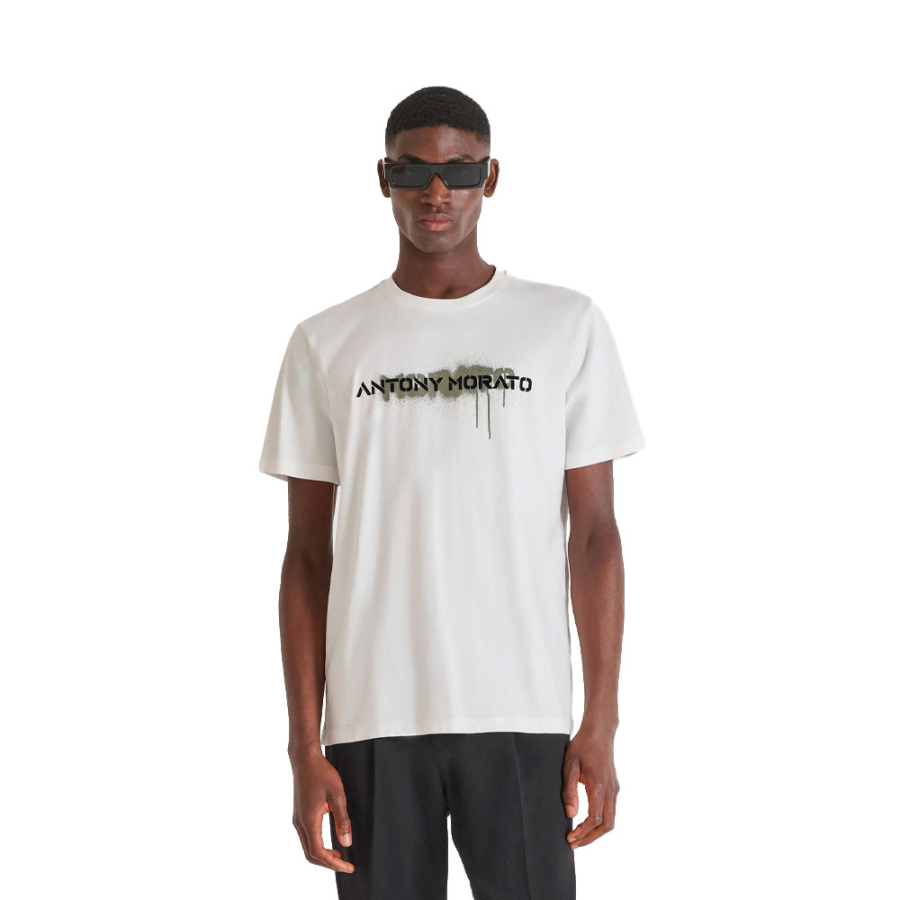 t-shirt-imprime-avec-logo-peint t-shirt-imprime-avec-logo-peint